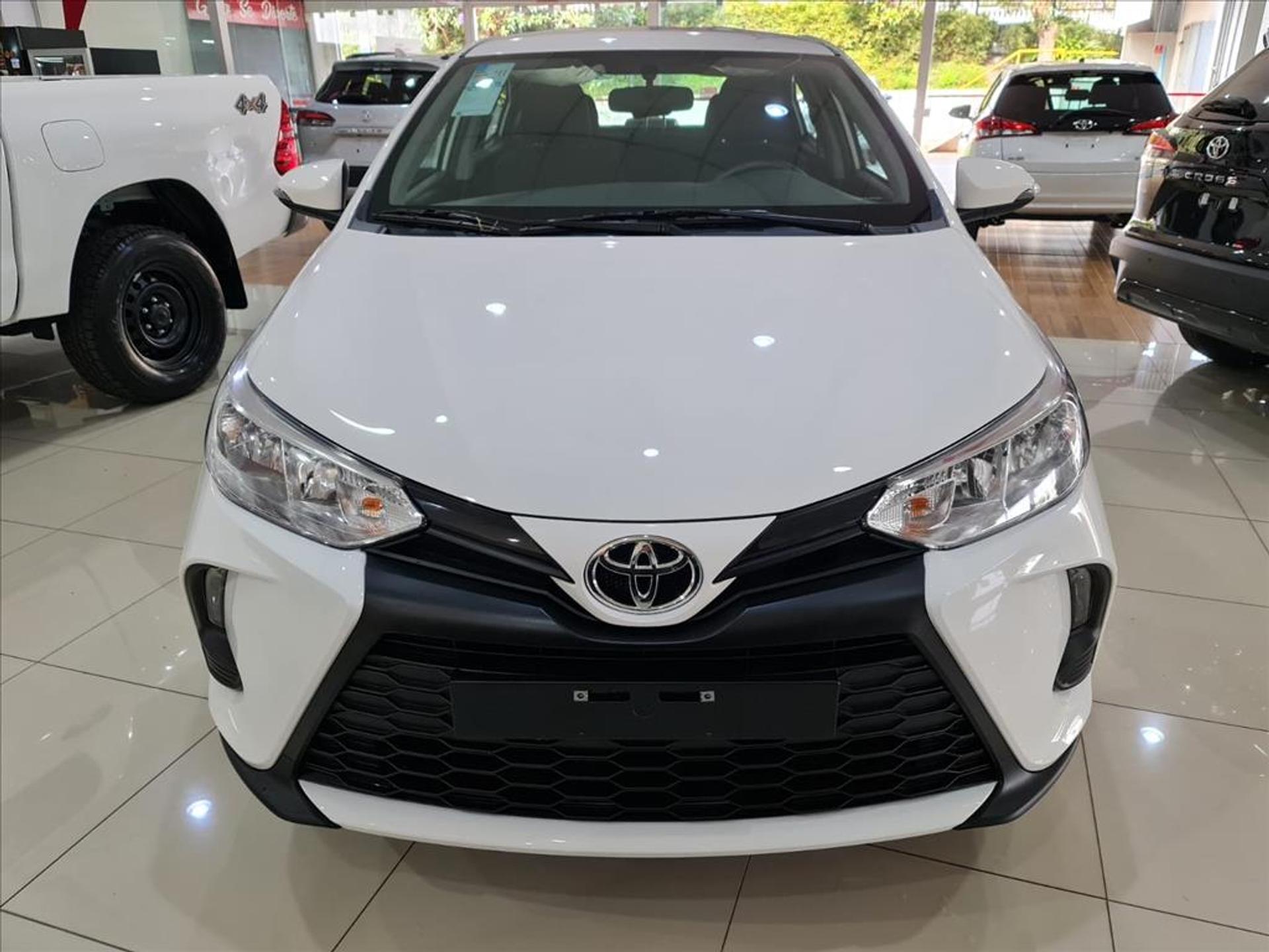 Toyota Yaris Sedan XL 2025: ficha técnica, preço e itens